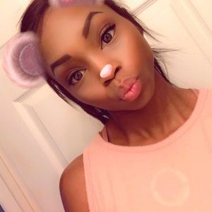 Meet your Posher, Sarai